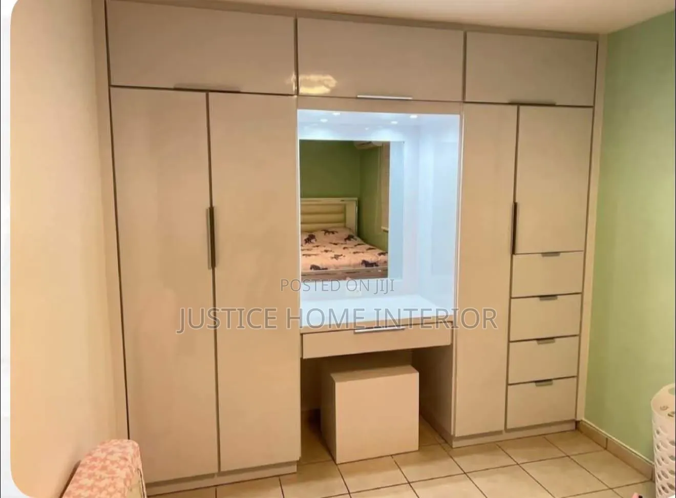 Smart Wardrobe Closet