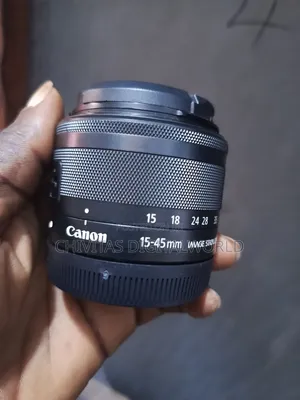 Canon EF-M 15-45mm Lens