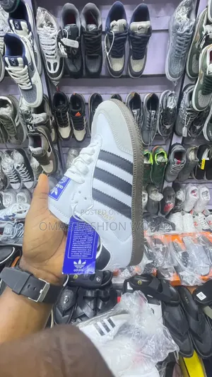 Step Up Your Sneakers Game With This Lovely Shoes