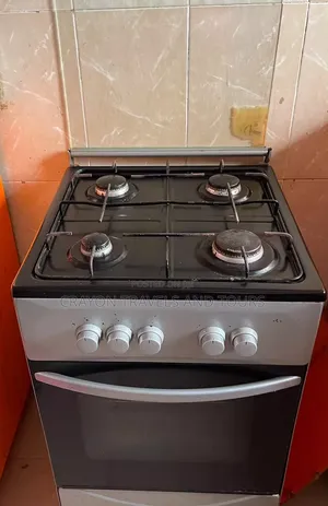 Used 4 Burner Gas Cooker
