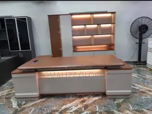 2.4meter Aesthetic Office Table