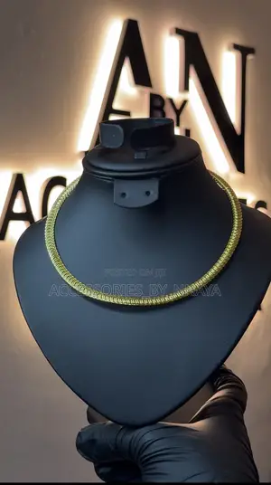 Gold Choker Necklace