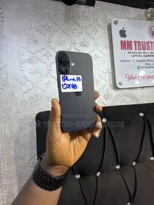 Apple iPhone 16 128 GB Black