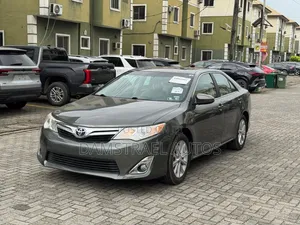 Toyota Camry 2012 Green