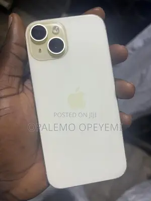 Apple iPhone 15 256 GB Yellow