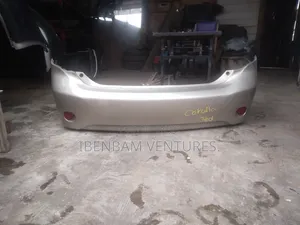 Toyota Corolla 2008 - 2009 Back Bumper. Tokunbo.
