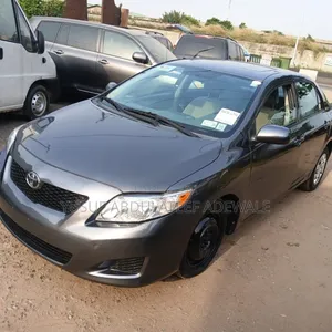 Toyota Corolla LE 4dr Sedan (1.8L 4 cyl 4A) 2009 Beige