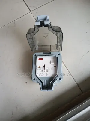 Weatherproof Outdoor Socket