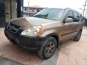 Honda CR-V 2002 Gold