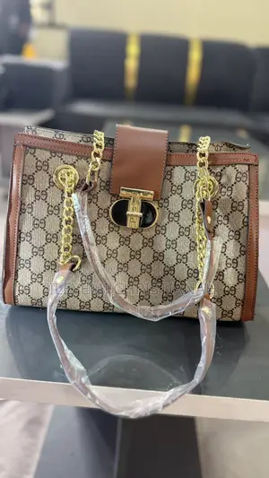 High Quality Spacious Bag