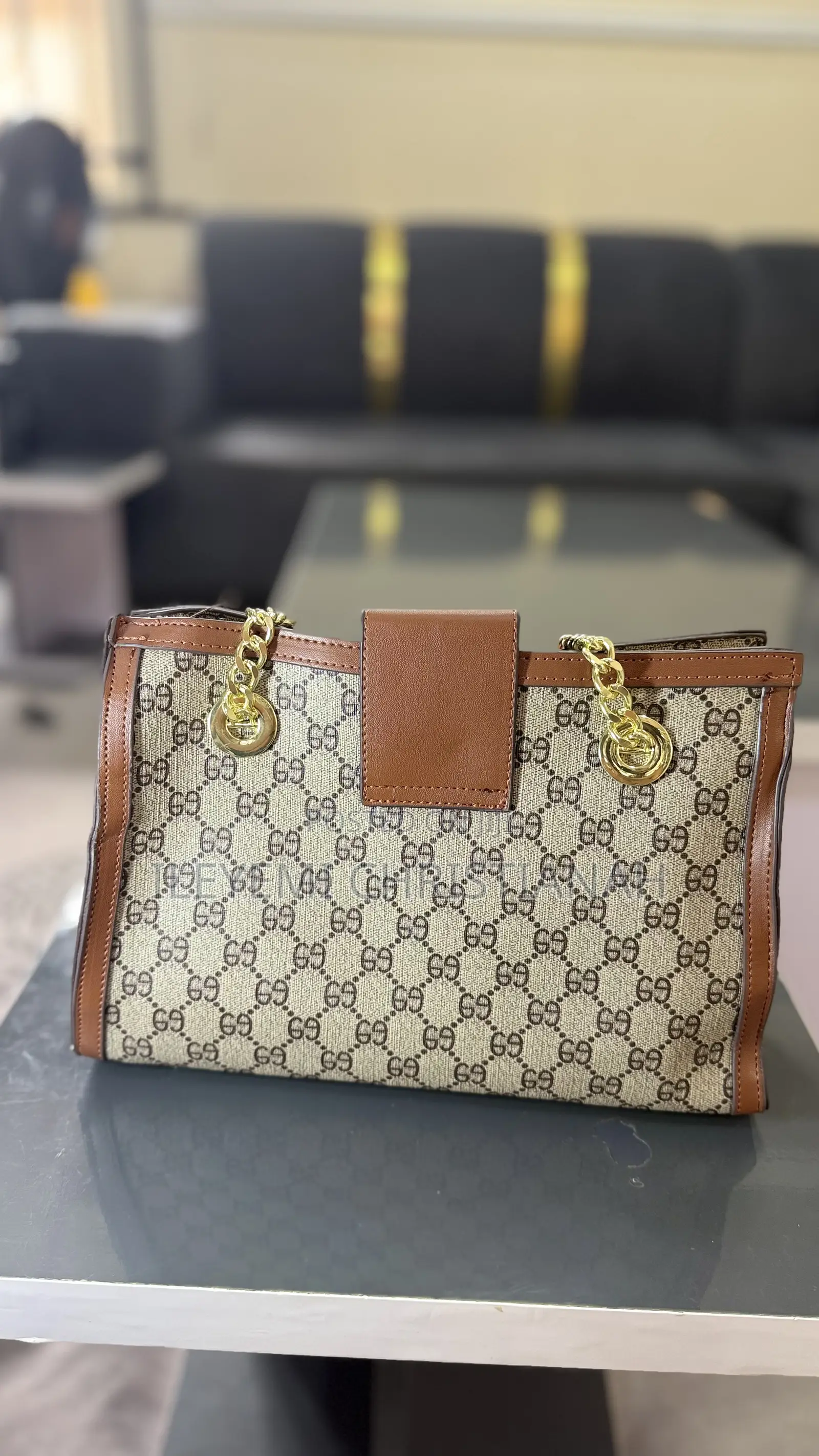 High Quality Spacious Bag