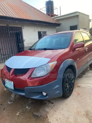 Pontiac Vibe 2005 Red