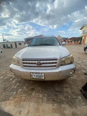 Toyota Highlander 2004 Silver