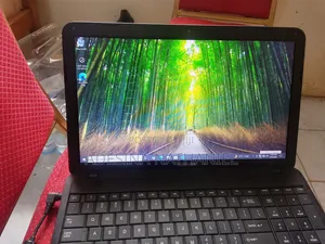 Laptop Toshiba Satellite C855 6GB Intel Pentium HDD 500GB