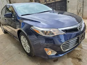 Toyota Avalon XLE 4dr Sedan (3.5L 6cyl 6A) 2014