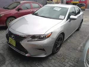 Lexus ES 2017 Silver