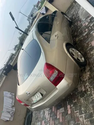 Nissan Primera 2007 Brown