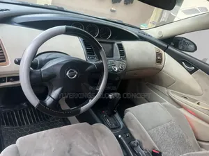 Nissan Primera 2007 Brown