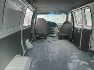 Ford E250 2008 White