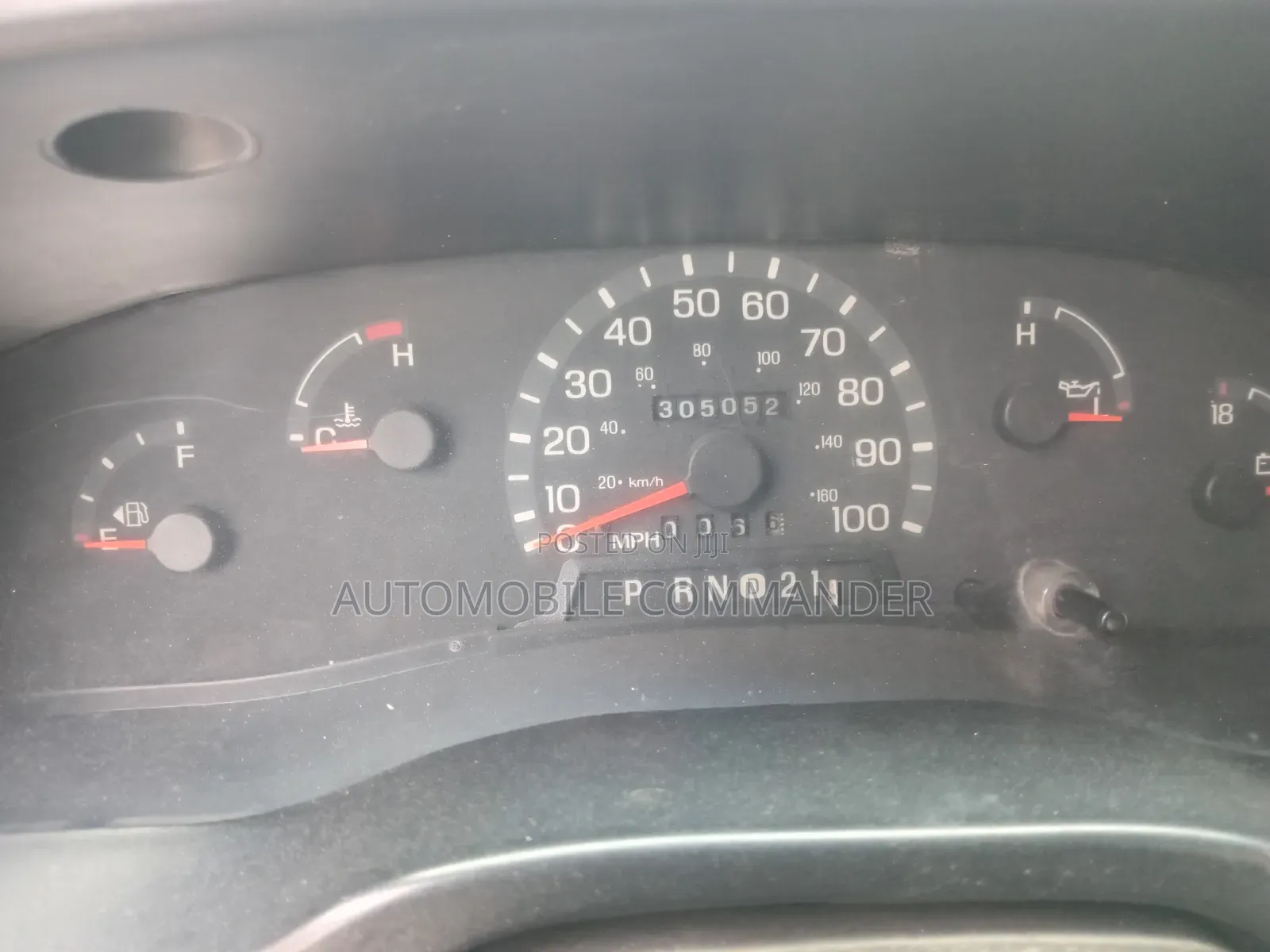 Ford E250 2008 White
