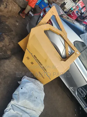 Door Camry 2018