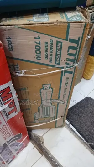 Total Concrete Demolisher Breaker