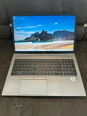 Laptop HP ZBook Firefly 15 G7 32GB Intel Core i5 SSD 512GB