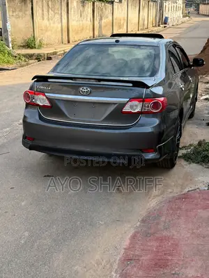 Toyota Corolla S 4dr Sedan (1.8L 4cyl 4A) 2013 Gray