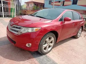 Toyota Venza 2010 Red