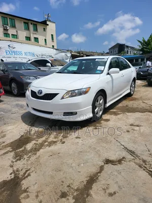 Toyota Camry SE 4dr Sedan (2.4L 4cyl 5A) 2009 White