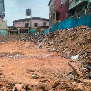 Demolish Able Building on 1600sqm Land