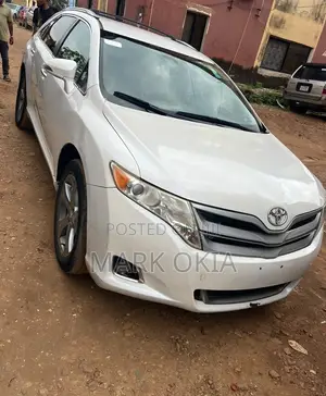 Toyota Venza 2013 White