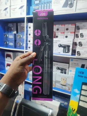 J20 Selfie Stick