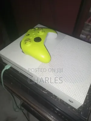 Xbox One S With Controller and 10 Games