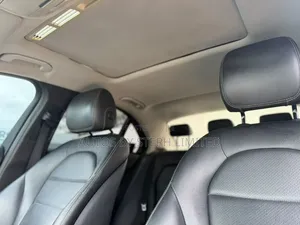 Mercedes-Benz C300 2015 Silver
