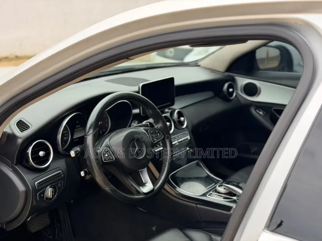 Mercedes-Benz C300 2015 Silver