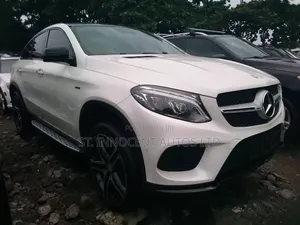 Mercedes-Benz GLE-Class 2017 White