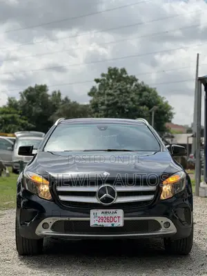 Mercedes-Benz GLA 250 2017 Black