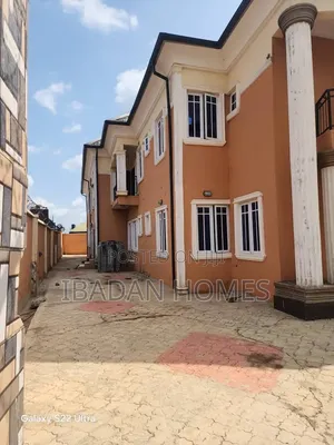 3bdrm Block of Flats in Promise Land Estate, Ibadan for sale
