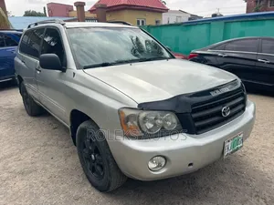 Toyota Highlander V6 AWD 2003 Gray