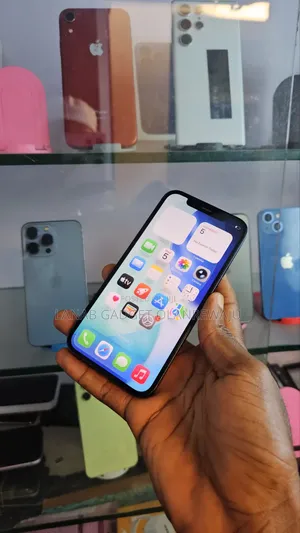 Apple iPhone 12 64 GB Black