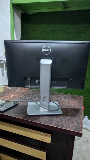 25 Inches Ultrasharp IPS monitor 1080 P