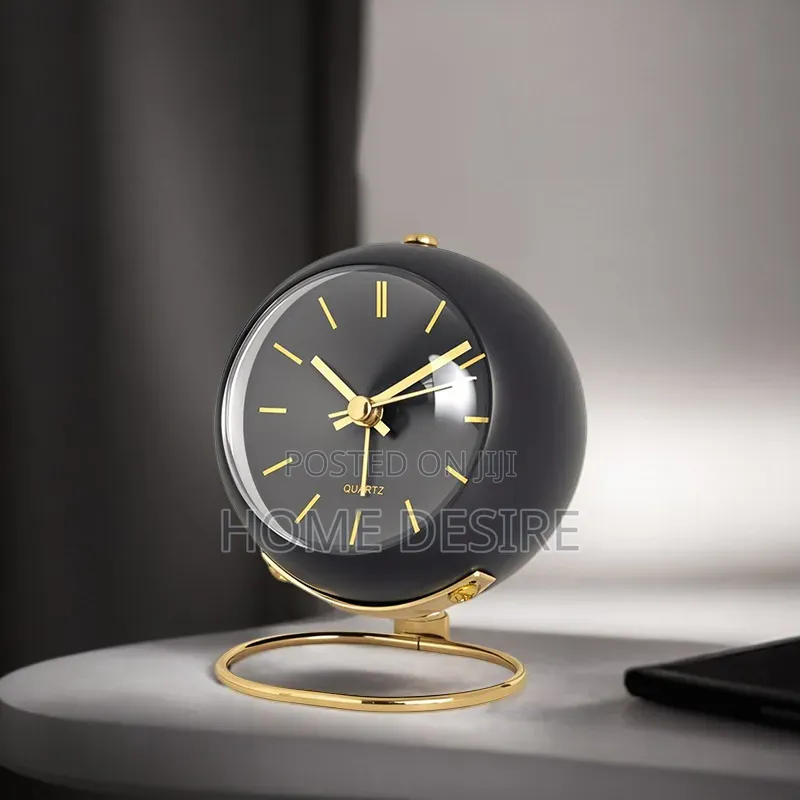 Alam Table Clock