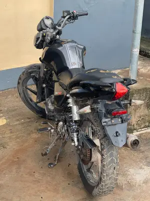 Qlink XF 200 2022 Black