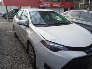 Toyota Corolla 2017 White