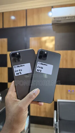 Apple iPhone 11 Pro Max 64 GB Black