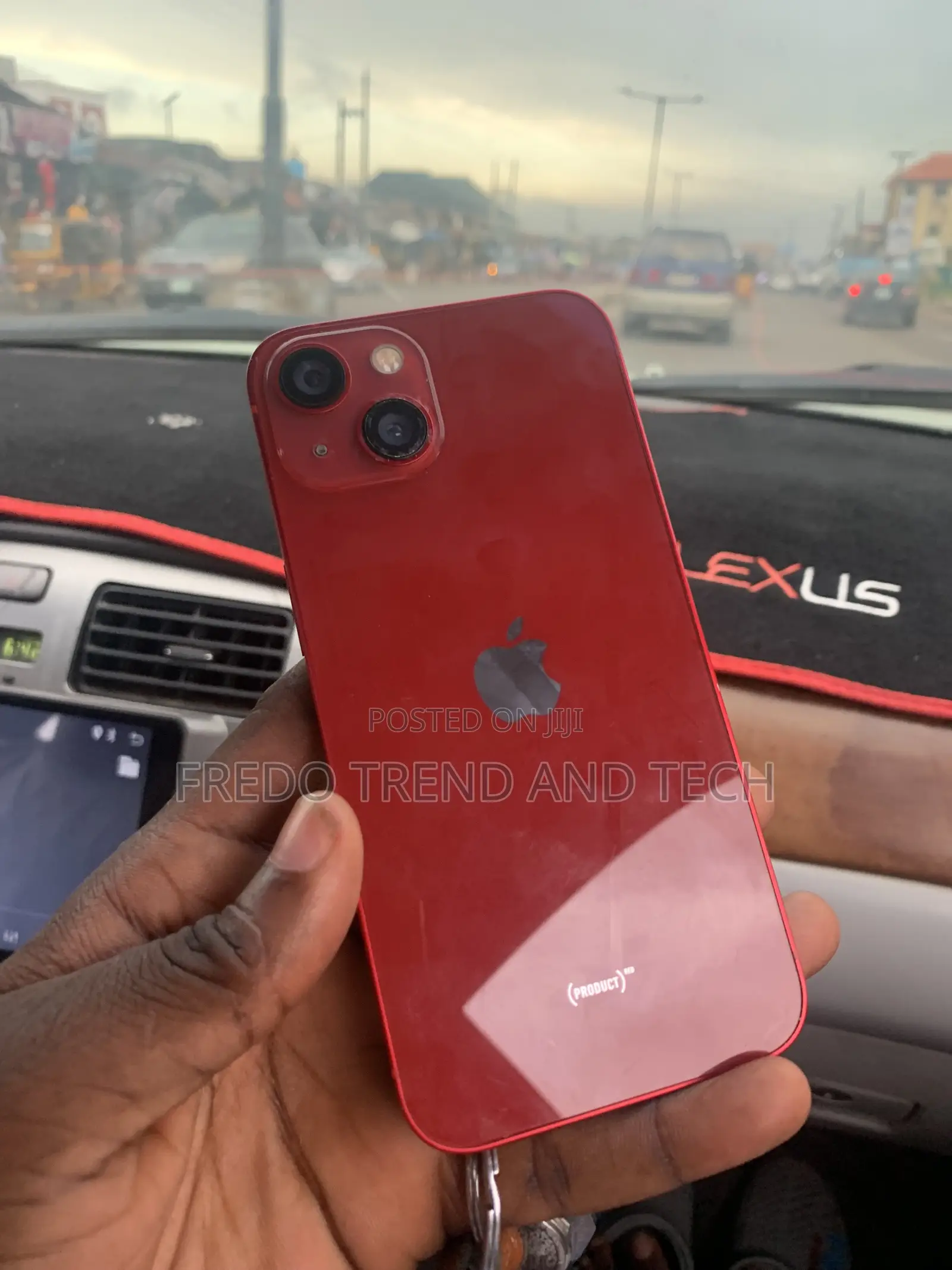 Apple iPhone 13 128 GB Red