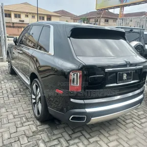 Rolls-Royce Cullinan Base 2020 Black