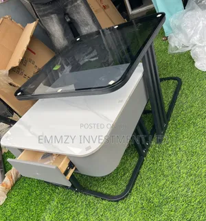 Available Good Quality 2in1 Center Table Available