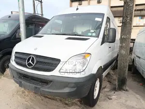 Mercedes-Benz Sprinter 2012 White